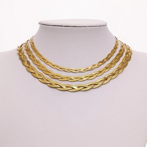 Set di Gioielli in Acciaio Inossidabile a Catena Piatta Intrecciata Tricolore Collana a Spina di Pesce Bracciale per Donna Accessori Moda