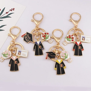 Graduation Season Zinc Alloy Enamel Keychain Bachelor Hat Gown Student Card Congrats Grad Inspirational Gift For Students