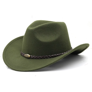Chapeau de cowboy classique en feutre vert foncé avec large bord et boucle de taureau
