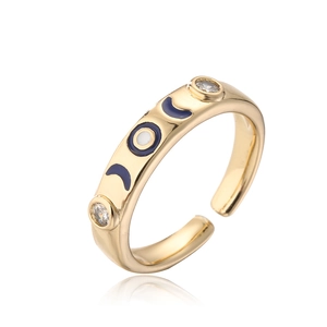 Detailed close-up of 18K gold plated ring featuring blue moon drip oil and white zircon