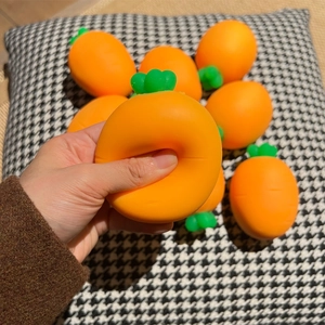 Carrot Squishy Toy TPR Simulation Vegetable Stress Relief Slow Rebound Decompression Novelty For Kids Adults