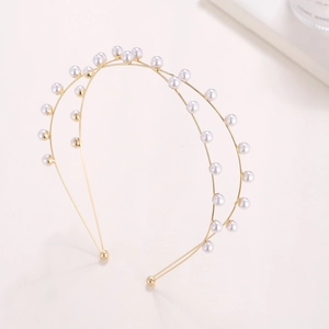 Minimalist gold double-row pearl headband for women featuring elegant white imitation pearls