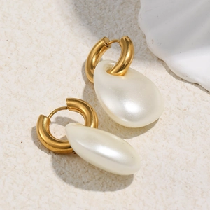 Elegant 18K gold plated stainless steel hoop earrings with large white pearl drop charms