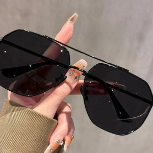 Men's stylish black polygonal metal frame sunglasses with dark lenses for driving