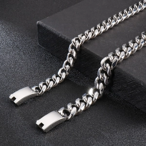 Classic silver hip hop curb chain necklace for men with rectangular buckle on black box