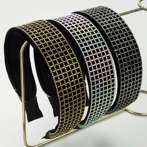 Vintage Wide Padded Rhinestone Headband For Women Glitter Grid Geometric Velvet Hairband Baroque Party Wedding Hair Accessories