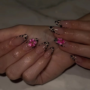 Press On Nails French Leopard Print Tips Almond Shape 3D Flower Decorative Plastic False Nails For Women
