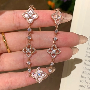 Elegant Four Leaf Clover Flower Bracelet With Zircon And Mother Of Artificial Pearl Adjustable Slider Copper Jewelry For Women