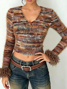 Women V Neck Long Sleeve Striped Knit Crop Top With Faux Fur Cuffs Slim Fit Vintage Y2K Pullover Sweater
