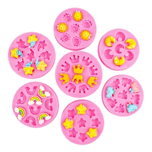 Set di 6 stampi in silicone rosa con sole, luna, nuvole e arcobaleno per decorazioni fai-da-te