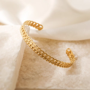 Moderno bracciale a C in acciaio inossidabile placcato oro 18K con design a catena
