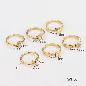 6pcs set of golden stainless steel rings with geometric stars and heart rhinestones