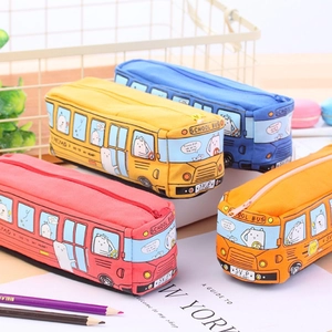 Astuccio creativo a forma di scuolabus per studenti in quattro colori con cerniera