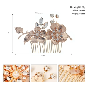 Detailed view of bridal hair comb dimensions 9.5x6.5cm with pearls and rhinestones