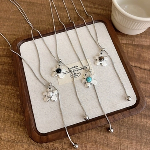 Ins style adjustable flower pendant necklaces with metal petals and colorful bead centers