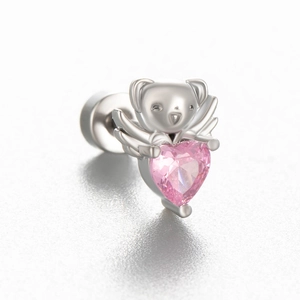 Orecchino a perno in acciaio al titanio con orsetto d'argento e zircone a cuore rosa