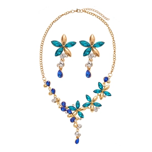 Vintage 2-piece jewelry set with blue floral crystal necklace and teardrop tassel earrings