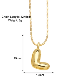 Detail of 18k gold plated 3D balloon L-letter pendant with 42+5cm bead chain dimensions