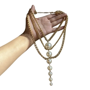 French vintage multilayer pearl necklace with chunky gold chains and white pearls