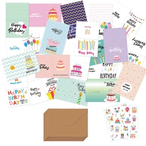 Set de cartes d'anniversaire avec motifs gâteaux colorés, enveloppes kraft et autocollants