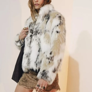 Γυναικείο Τζάκετ Από Συνθετική Γούνα Με Animal Print Και Ψηλό Γιακά Μακρυμάνικο Μοντέρνο Streetwear