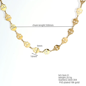 Détail du collier tête de mort en acier doré 18K avec dimensions et spécifications