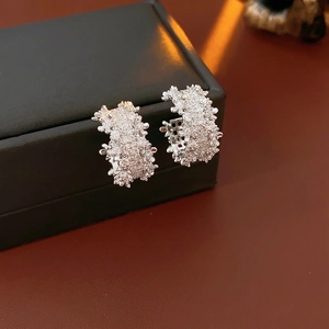 Micro Paved Zircon C-Shaped Hoop Earrings With Silver Earring Post Copper Luxury Fashion Versatile For Women
