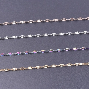 Detail view of stainless steel link chains in rose gold, silver, rainbow and gold finishes