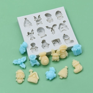 Christmas 12-cavity silicone mold for baking DIY cakes with reindeer and tree shapes