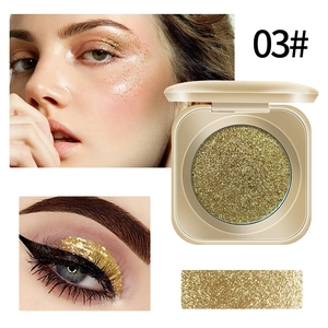Makroaufnahme von 03# Champagner Gold Glitzer Lidschatten Textur und Make-up Effekt