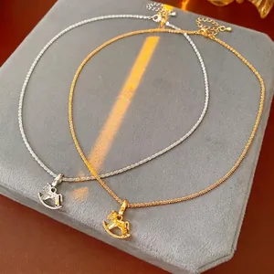 Collana Con Pendente Cavallo A Dondolo Placcata Oro 18K Rame Con Zircone Gioielli Ciondolo Animale Per Donna Stile Vintage