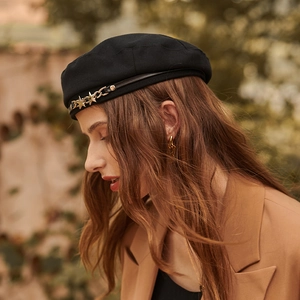 Vintage black beret for women with gold star chain detail and woolen texture