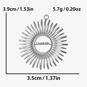 Technical drawing of a 304 stainless steel sun pendant showing 3.9cm width and 5.7g weight