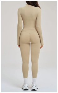 Detail of high-waist yoga leggings with V-shaped stitching for a contouring butt lift effect
