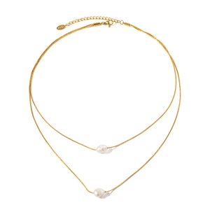 Double-layered 18k gold plated stainless steel necklace with elegant white freshwater pearls