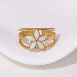 Vintage style gold multi-layer stainless steel ring with white flower enamel petal detail