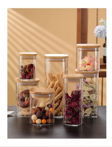 Square glass storage jars with bamboo lids for kitchen spices, pasta and candy storage