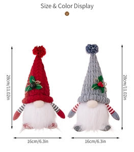 Size and color display of 28cm tall knitted Christmas gnomes in red and grey colors