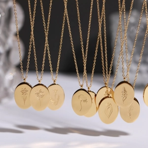 Birth Flower Necklace Stainless Steel 18K Gold Plated Oval Pendant Floral Engraved Birth Month Jewelry For Women