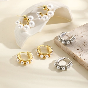 Geometric Copper Hoop Earrings 18K Gold Plated With Imitation Artificial Pearl Elegant U Shaped Jewelry For Women Fashion Accessory