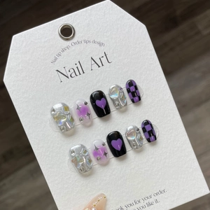 Unghie finte fatte a mano stile Y2K nero e viola con decorazioni in metallo 3D
