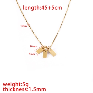 Detailed specs showing a 45+5cm golden stainless steel chain with rectangular pendants