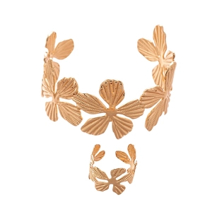Two-piece gold metal floral bangle and ring set with textured petals for women