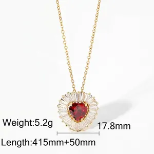 Collana in acciaio inossidabile placcato oro 18k con ciondolo cuore e zircone rosso