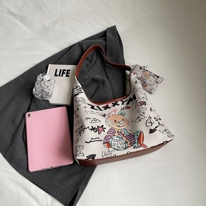 Sac fourre-tout à imprimé graffiti ours avec petit porte-monnaie sur blazer gris