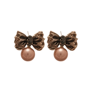 Boucles d'oreilles nœud plissé vintage avec perle champagne et finition bronze