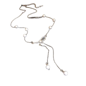 Y-shaped silver necklace with white pearls and a zircon-encrusted oval pendant
