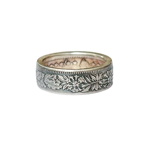 Vintage-Silberring im Schweizer Franken Münzstil mit detailliertem Edelweiß-Blumenrelief