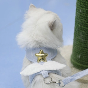 Harnais chat bleu avec ailes d'ange et étoile dorée pour petits chiens et chats