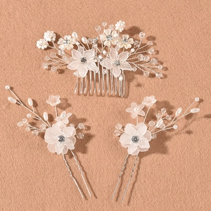 Handgefertigter Braut Haarkamm Und Haarnadeln Blumendesign Mit Kunstperlen Strass Acrylblumen Hochzeit Zubehör Frauen
